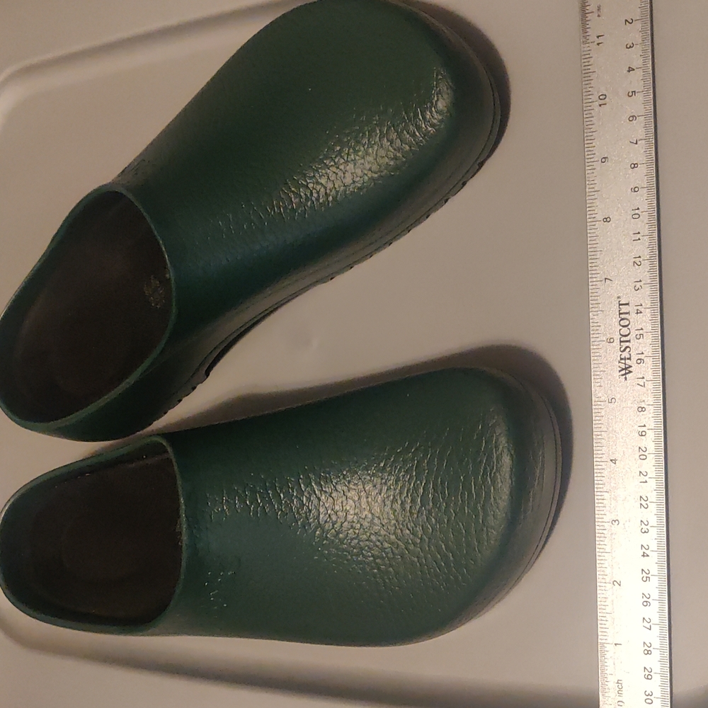 birkenstock mens green professional clogs size 44